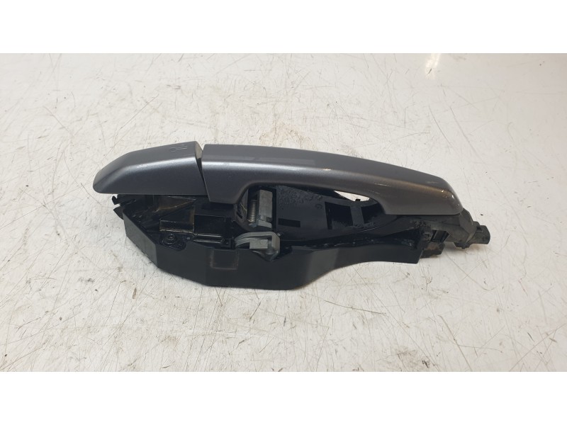 Recambio de maneta exterior delantera izquierda para land rover discovery sport hse referencia OEM IAM BJ32224N03  