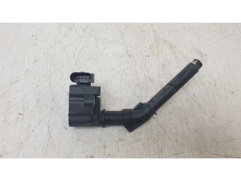 Recambio de bobina encendido para renault austral techno referencia OEM IAM 224332935R A2829060000 