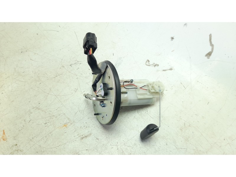 Recambio de bomba combustible para honda cb 500f referencia OEM IAM UCT35HU66 16700MKPJ02 