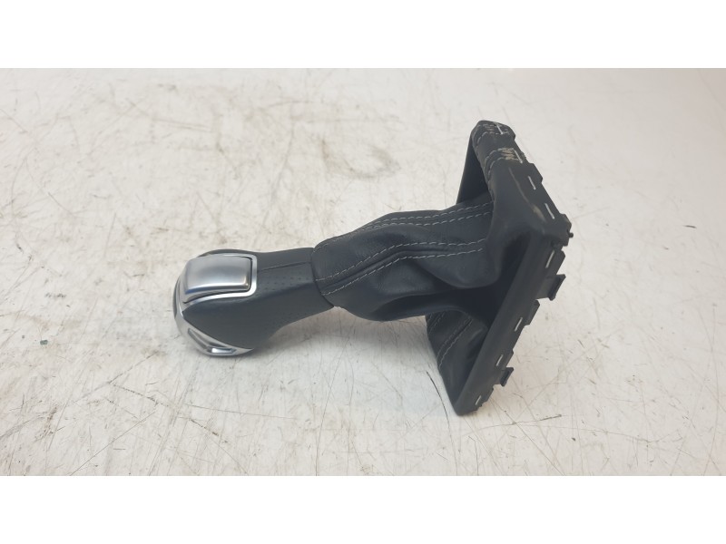 Recambio de pomo palanca cambio para audi q3 sportback (f3n) 35 tdi referencia OEM IAM 83B713139C  