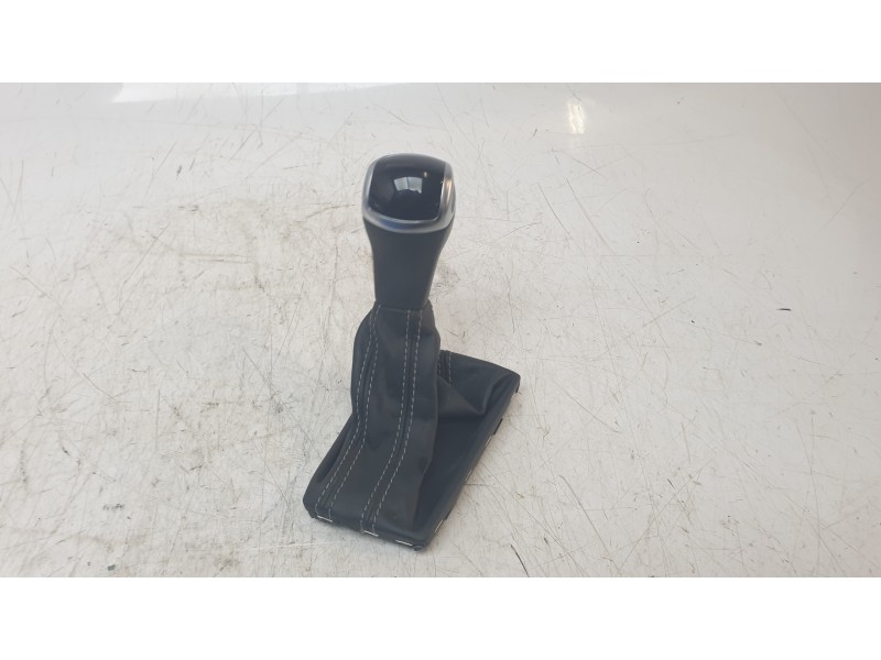 Recambio de pomo palanca cambio para audi q3 sportback (f3n) 35 tdi referencia OEM IAM 83B713139C  