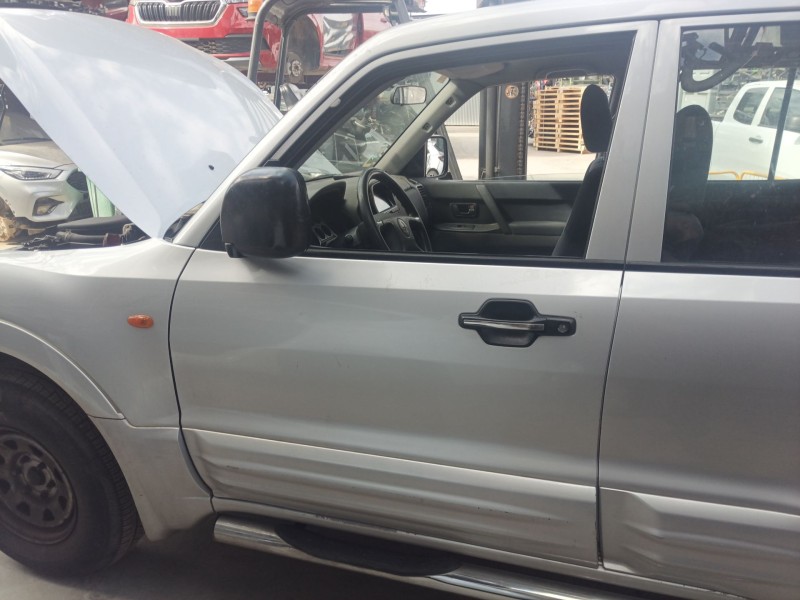 Recambio de puerta delantera izquierda para mitsubishi montero iii (v7_w, v6_w) 3.2 di-d (v68w, v78w) referencia OEM IAM   