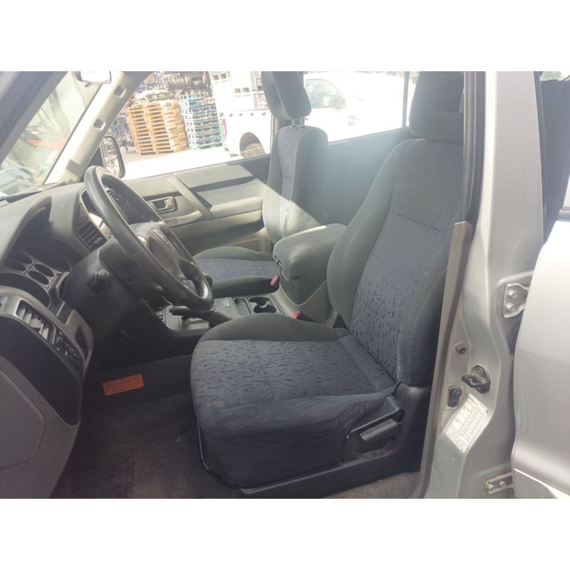 Recambio de juego asientos completo para mitsubishi montero iii (v7_w, v6_w) 3.2 di-d (v68w, v78w) referencia OEM IAM   