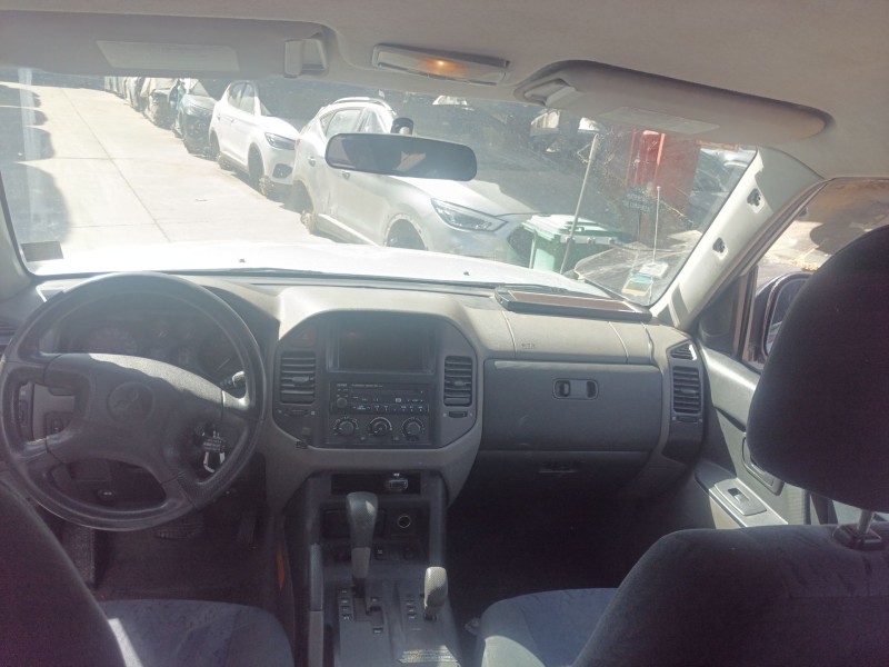 mitsubishi montero iii (v7_w, v6_w) del año 2001