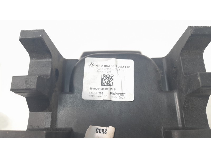 Recambio de apoyabrazos central para volkswagen taigo (cs1) life referencia OEM IAM 6F0864207AD  