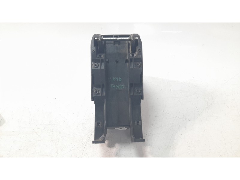 Recambio de apoyabrazos central para volkswagen taigo (cs1) life referencia OEM IAM 6F0864207AD  