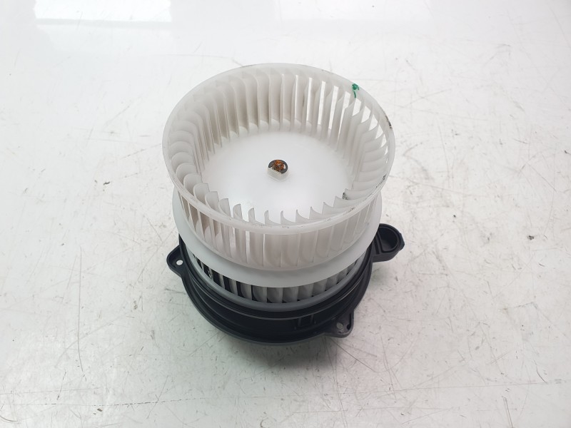 Recambio de ventilador calefaccion para kia sportage v (nq5) 1.6 t-gdi referencia OEM IAM 97113N9000  