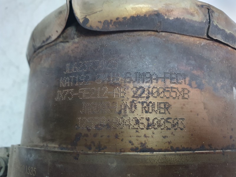 Recambio de catalizador para land rover range rover velar 2.0 turbo cat referencia OEM IAM JX735E212AB  