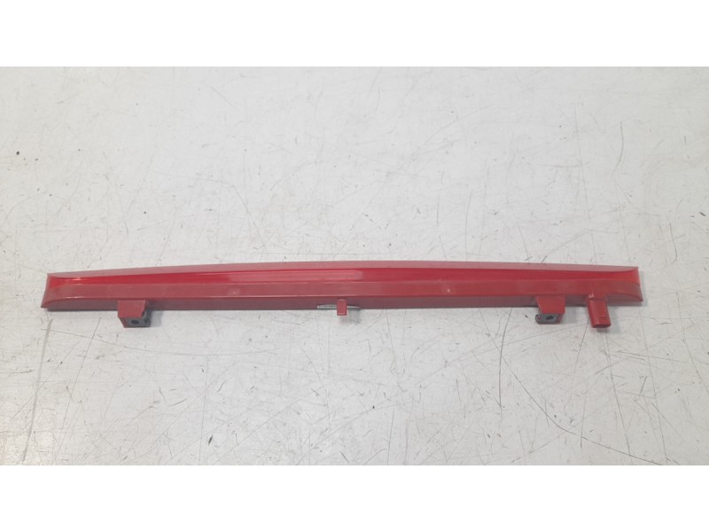 Recambio de luz central de freno para volkswagen taigo (cs1) life referencia OEM IAM 311074623  