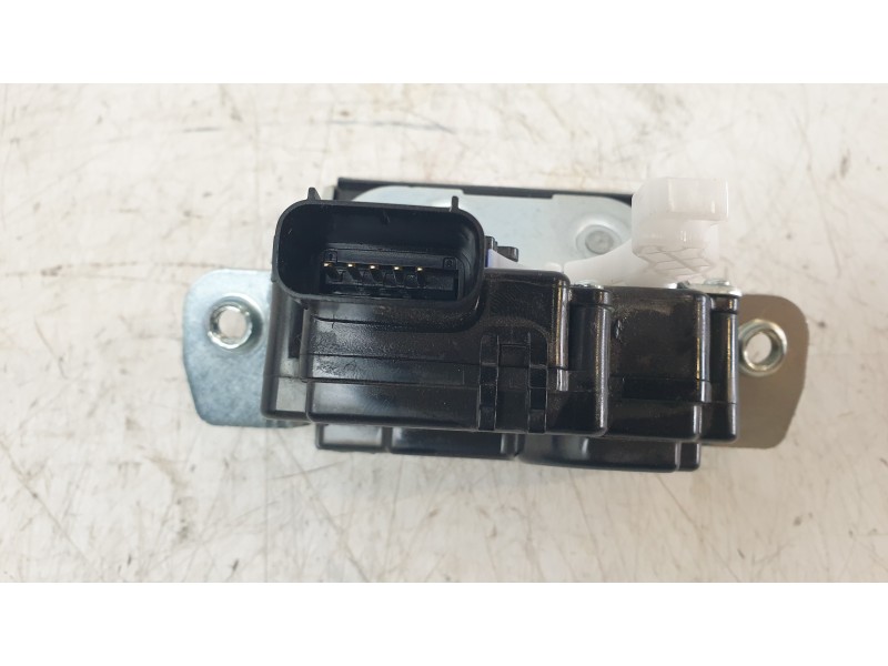 Recambio de cerradura maletero / porton para kia sportage v (nq5) 1.6 t-gdi referencia OEM IAM 81800P2000  