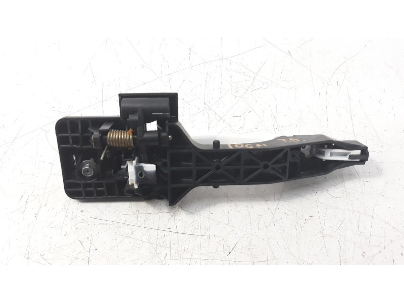Recambio de maneta exterior trasera derecha para hyundai i30 (gd) 1.6 gdi cat referencia OEM IAM 82661A6050  