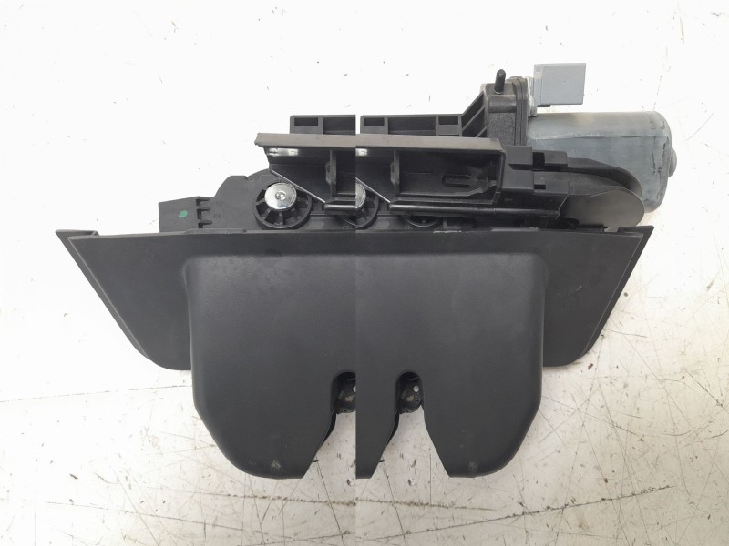 Recambio de cerradura maletero / porton para porsche macan (typ ) referencia OEM IAM 95B827505B  