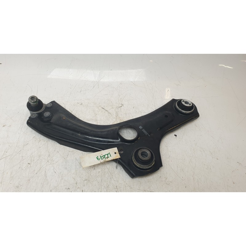Recambio de brazo suspension superior delantero derecho para nissan juke (f16_) dig-t 117 referencia OEM IAM 545009574R  