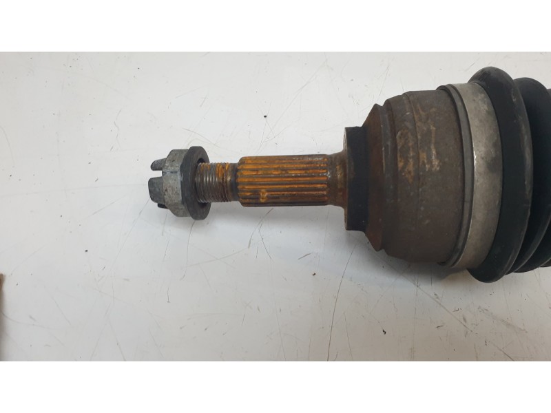 Recambio de transmision delantera derecha para dacia sandero ii tce 90 lpg (b8m1) referencia OEM IAM 391007857R  T99160