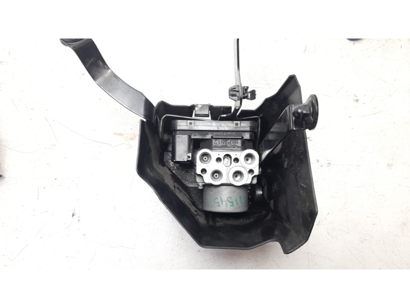 Recambio de abs para honda cb 500f referencia OEM IAM 57110MKPDN1  
