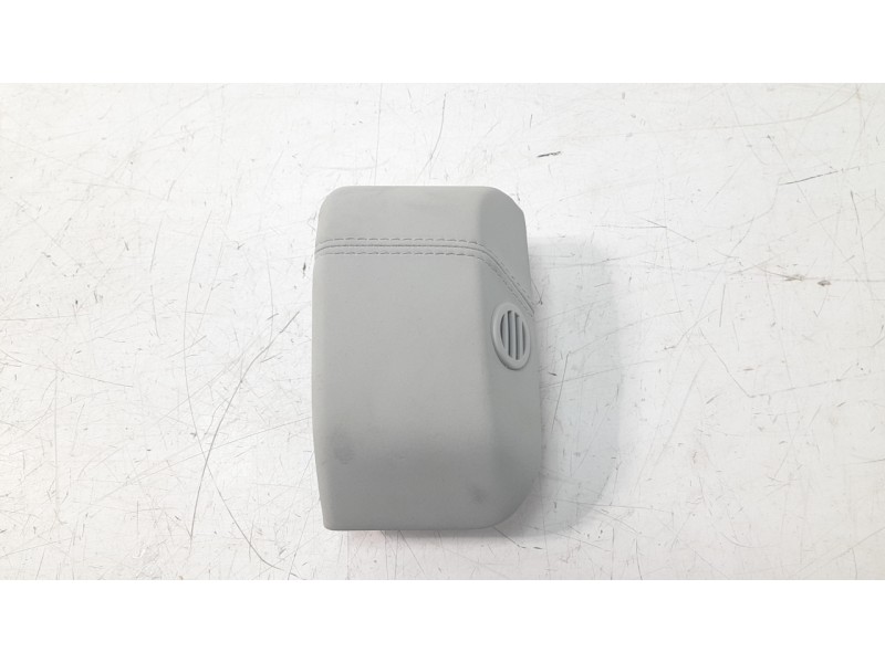 Recambio de moldura para land rover discovery sport hse referencia OEM IAM 16A1418RB9  