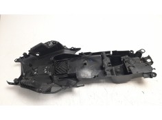 Recambio de guardabarros trasero para honda cb 500f referencia OEM IAM 80104MKPJ00  