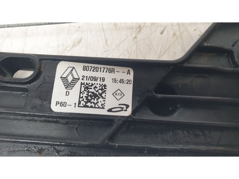 Recambio de elevalunas delantero derecho para renault clio v (b7_) 1.0 lpg (b7mt) referencia OEM IAM 807201776R  