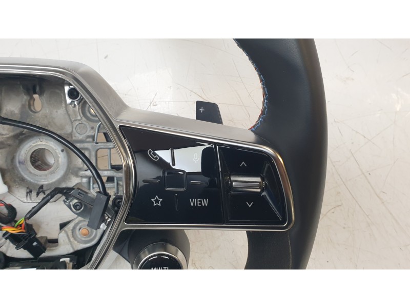 Recambio de volante para renault austral techno referencia OEM IAM 484001557R  