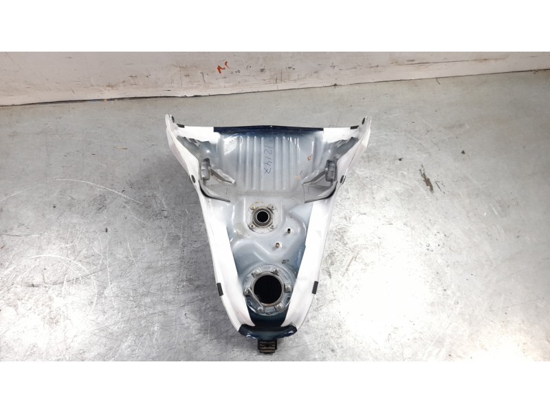 Recambio de deposito combustible para honda crf crf 1100 l africa twin dct referencia OEM IAM 17500MLGE40ZB  