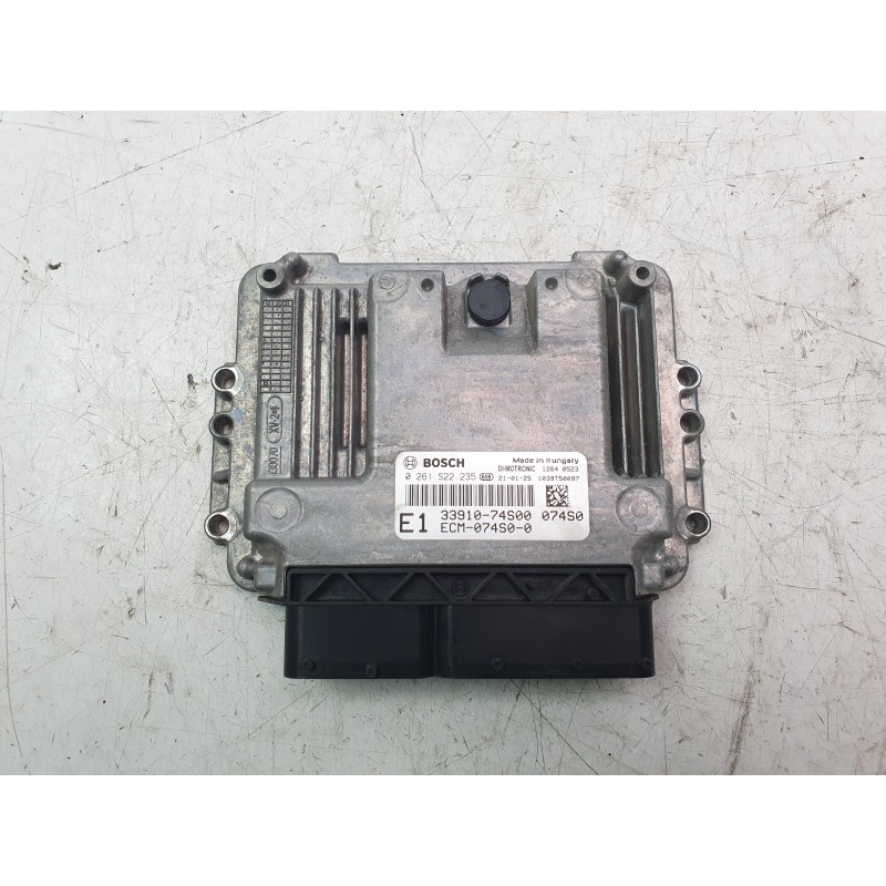 Recambio de centralita motor uce para suzuki vitara 1.5 strong hybrid gle 2wd referencia OEM IAM 3391074S000  