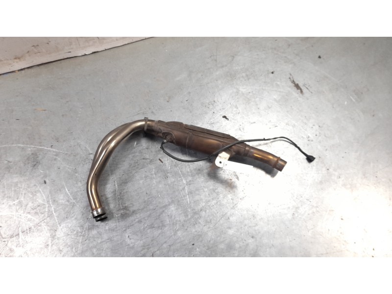 Recambio de colector escape para honda cb 500f referencia OEM IAM 18150MKPDP0  