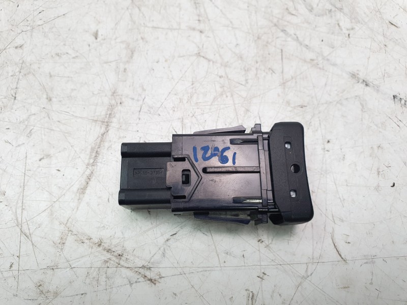 Recambio de mando asiento calefactable para suzuki vitara 1.5 strong hybrid gle 2wd referencia OEM IAM 20917MD  