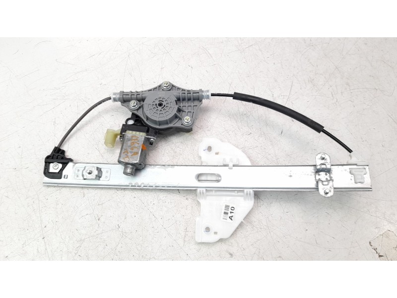 Recambio de elevalunas trasero izquierdo para kia stonic (ybcuv) 1.2 cat referencia OEM IAM 83401H8100  