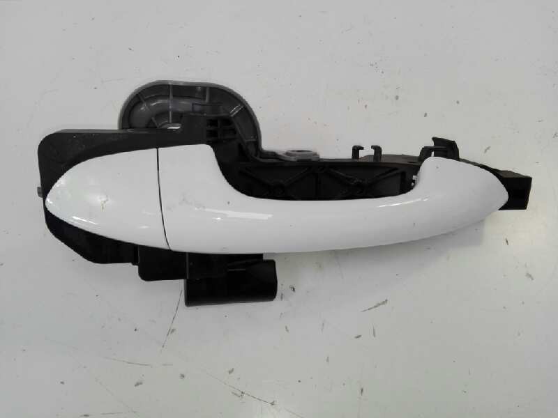 Recambio de maneta exterior trasera derecha para kia cee´d drive referencia OEM IAM 82661A2000  