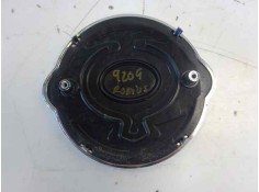 Recambio de molduras traseras para ssangyong rodius 2.0 td cat referencia OEM IAM    2