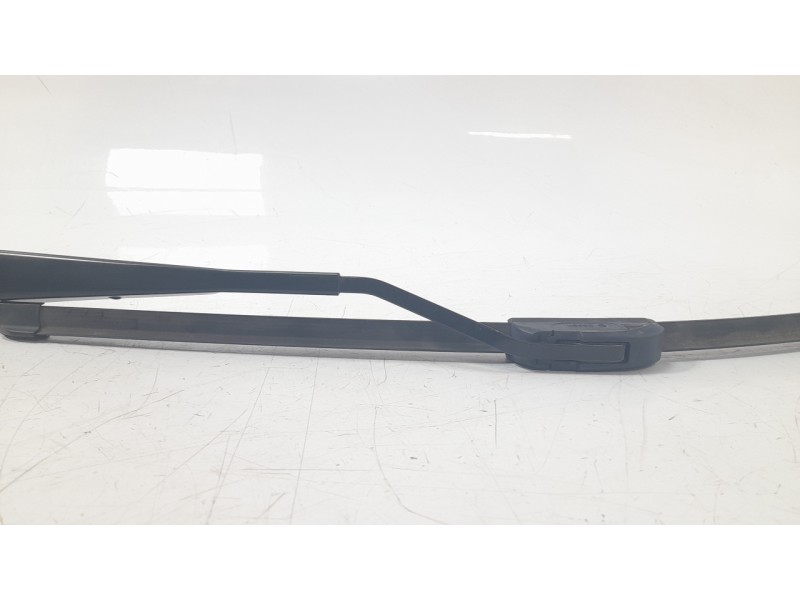 Recambio de brazo limpia delantero derecho para land rover discovery sport hse referencia OEM IAM LR064426  