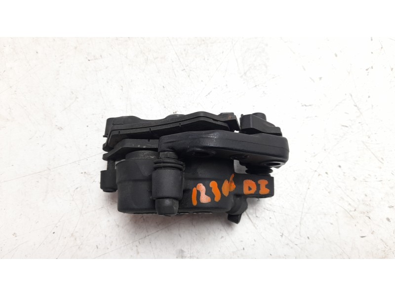 Recambio de pinza de freno delantera izquierda para bmw f ( - 800cc) f 700 gs (k70) referencia OEM IAM 34117716715  