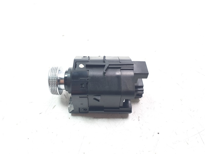 Recambio de interruptor para audi q3 sportback (f3n) 35 tdi referencia OEM IAM 83B919600C  