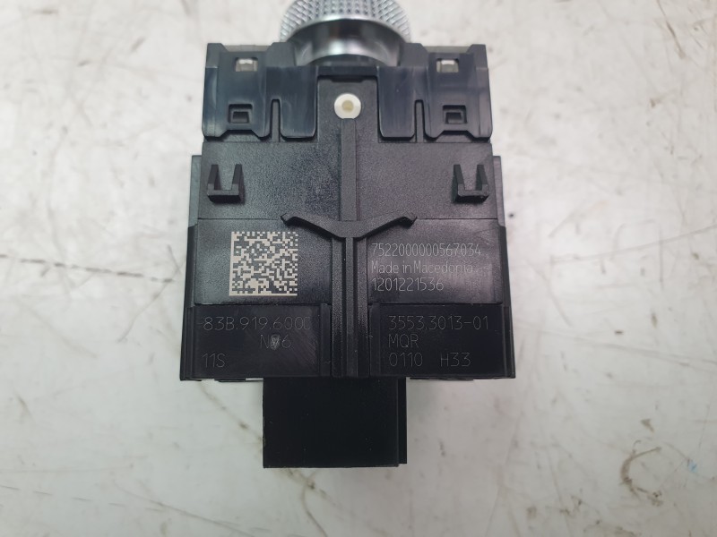 Recambio de interruptor para audi q3 sportback (f3n) 35 tdi referencia OEM IAM 83B919600C  