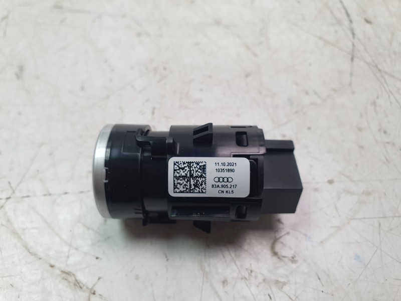Recambio de interruptor para audi q3 sportback (f3n) 35 tdi referencia OEM IAM 83A905217  