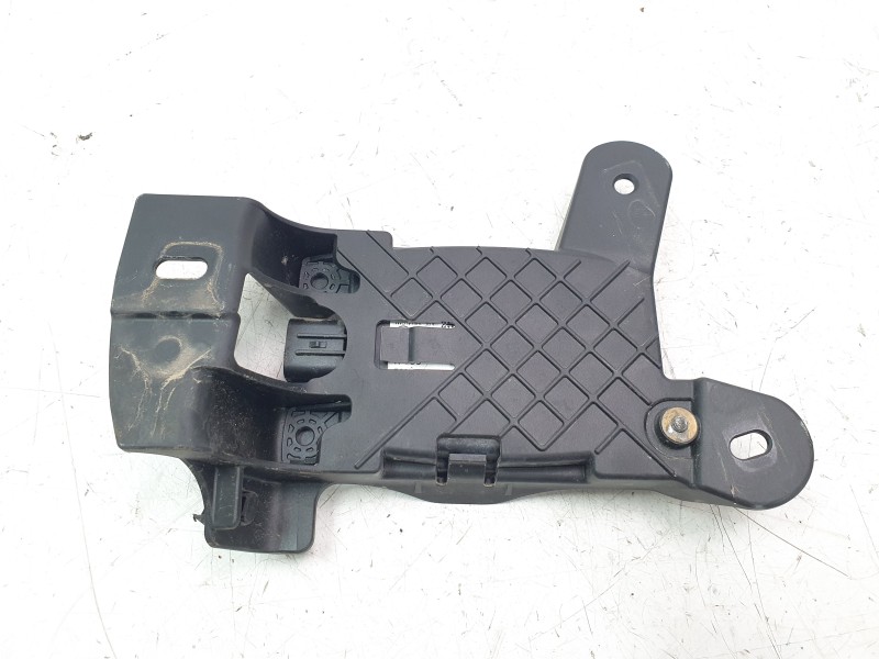 Recambio de modulo electronico para suzuki vitara 1.5 strong hybrid gle 2wd referencia OEM IAM 3F50086R11  