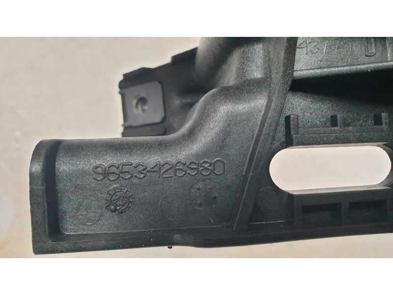 Recambio de soporte paragolpes delantero izquierdo para peugeot 307 (3a/c) 2.0 hdi 90 referencia OEM IAM 9653426980  