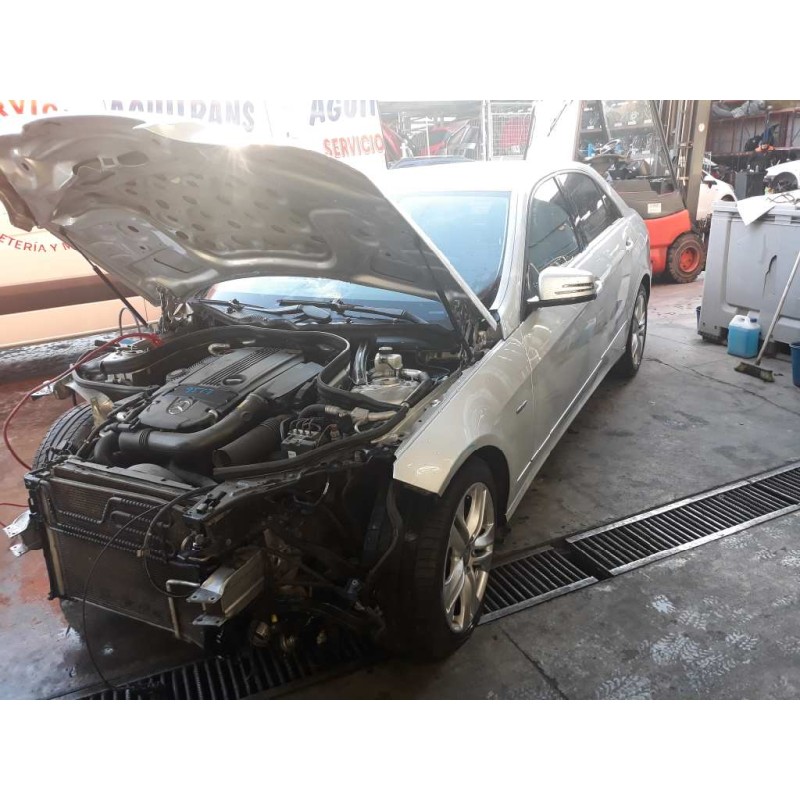 Recambio de brazo limpia delantero derecho para mercedes-benz clase e (w212) lim. 1.8 cgi cat referencia OEM IAM A2128201344  
