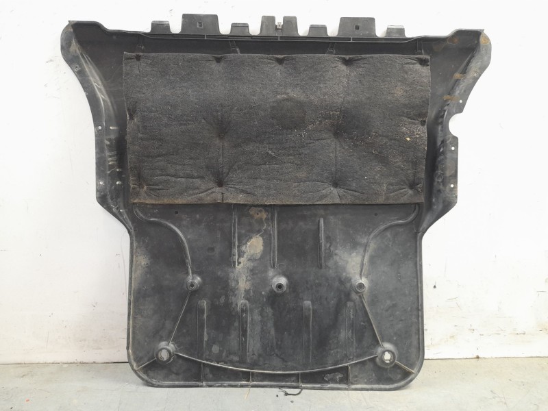 Recambio de cubrecarter para volkswagen t-roc (a11, d11) 2.0 tdi referencia OEM IAM 5WA825236  