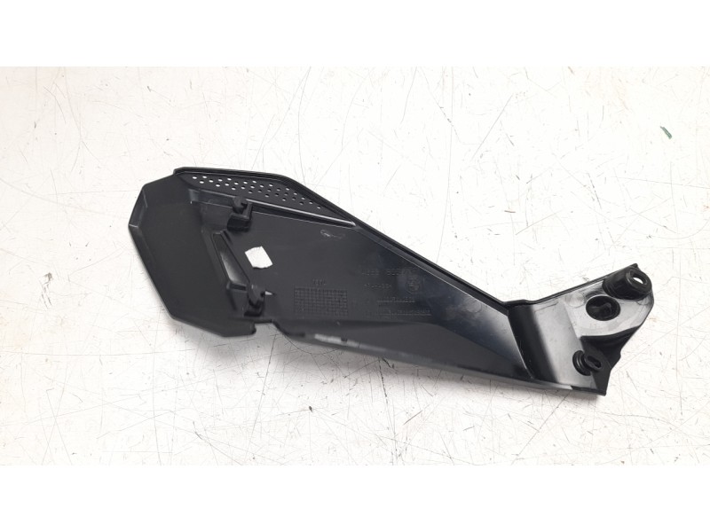 Recambio de moldura para bmw r 1250 r 1250 gs referencia OEM IAM 46638556638  