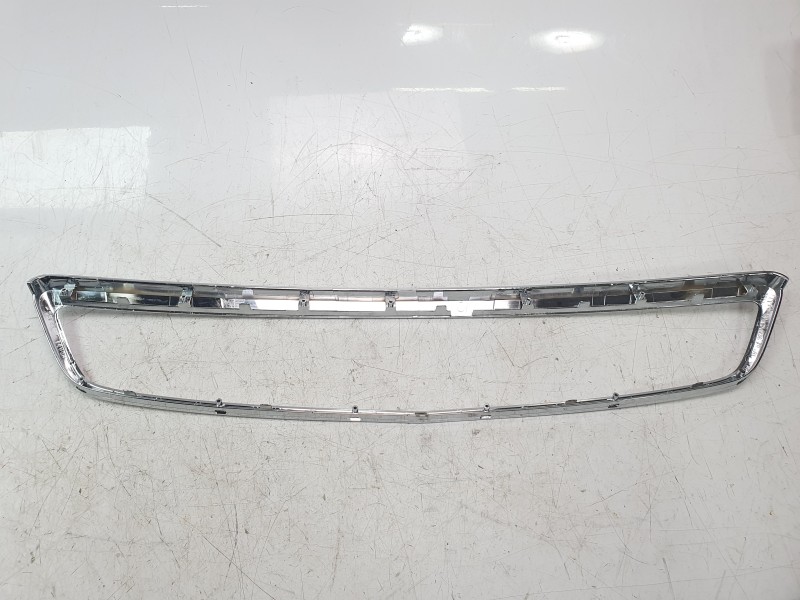 Recambio de moldura para honda civic v coupé (ej) 1.6 i vtec (ej1) referencia OEM IAM 71122S04003  