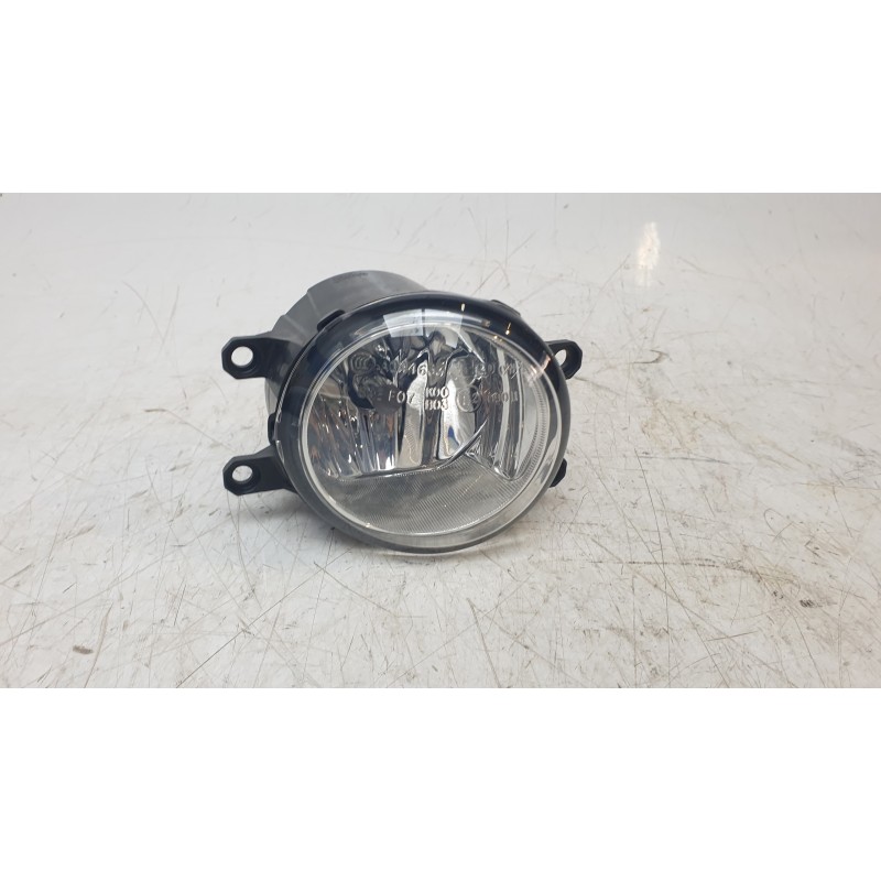 Recambio de faro antiniebla derecho para toyota rav 4 iii (_a3_) 2.4 4wd (aca31, aca33) referencia OEM IAM 812100W050  108905803