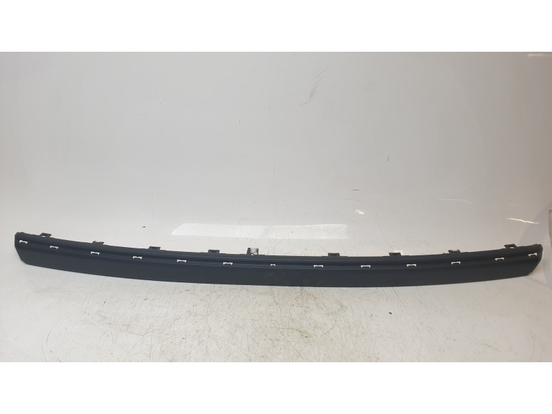 Recambio de molduras traseras para mercedes-benz clase c (w203) c 220 cdi (203.006) referencia OEM IAM   