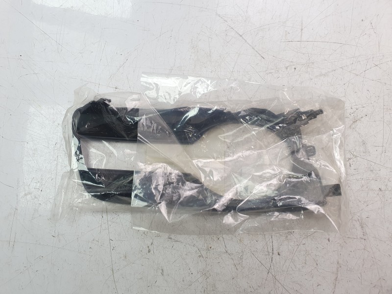 Recambio de moldura antiniebla izquierda para mazda cx-7 (er) 2.3 mzr disi turbo awd (er3p) referencia OEM IAM E22150C21 EHY150C