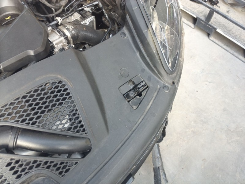 Recambio de cerradura capo para porsche macan (95b) 3.0 s referencia OEM IAM   