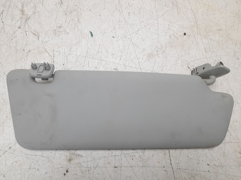 Recambio de parasol izquierdo para audi q3 (8ug) base referencia OEM IAM 8U0857551J  