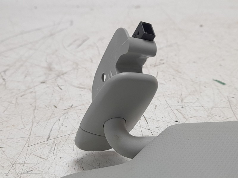 Recambio de parasol izquierdo para audi q3 (8ug) base referencia OEM IAM 8U0857551J  