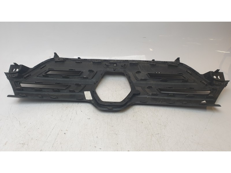 Recambio de rejilla delantera para renault kangoo iii furgoneta/monovolumen e-tech electric referencia OEM IAM 623107908R  