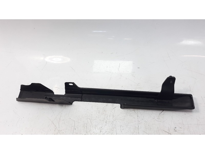 Recambio de moldura para brixton bx125x bx 125 referencia OEM IAM D66081Z077  