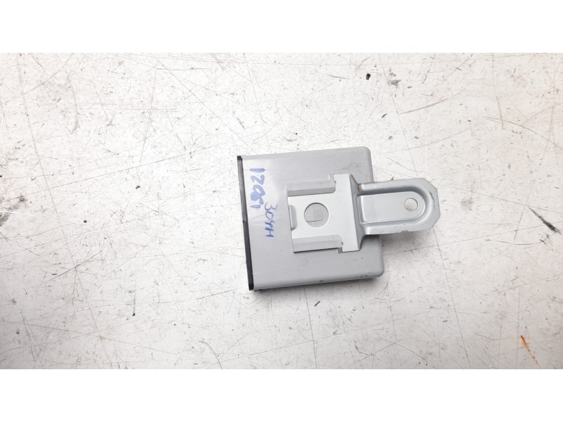 Recambio de modulo electronico para suzuki vitara 1.5 strong hybrid gle 2wd referencia OEM IAM 3862554P03  